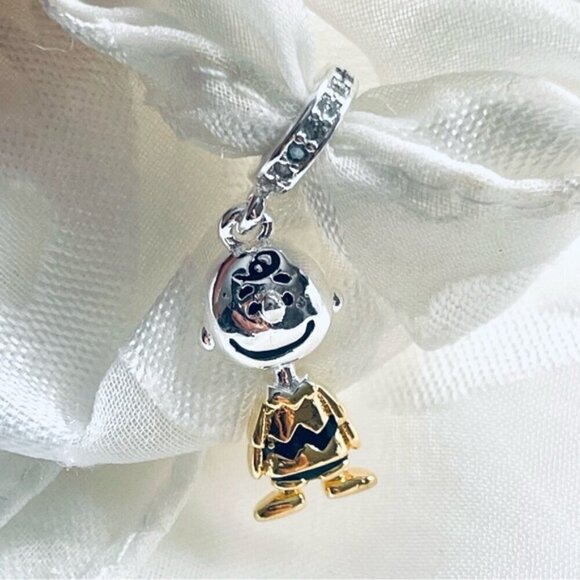 🐾 NWOT Charlie Brown & Snoopy Charms ✨ - Picture 11 of 15